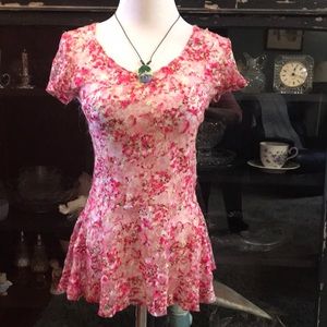 Pretty pink lace  peplum tunic, soo cute Large